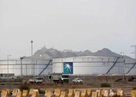 وال استریت ژورنال: شرکت‌های هواپیمایی از آسمان عربستان فرار می کنند