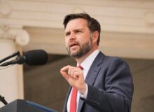 ونس: ترامپ اجازه وقوع جنگی بی‌پایان با ایران را نمی‌دهد